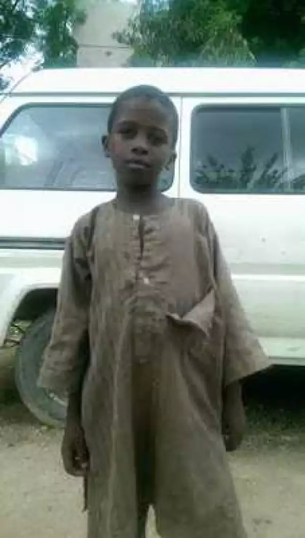 Photo: 10-year-old boy stranded In Kano after his separated parents reject & chase him away